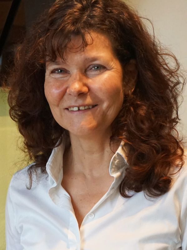  Andrea Drosihn