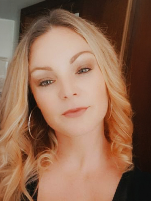  Yvonne De Moura Moraes Neto